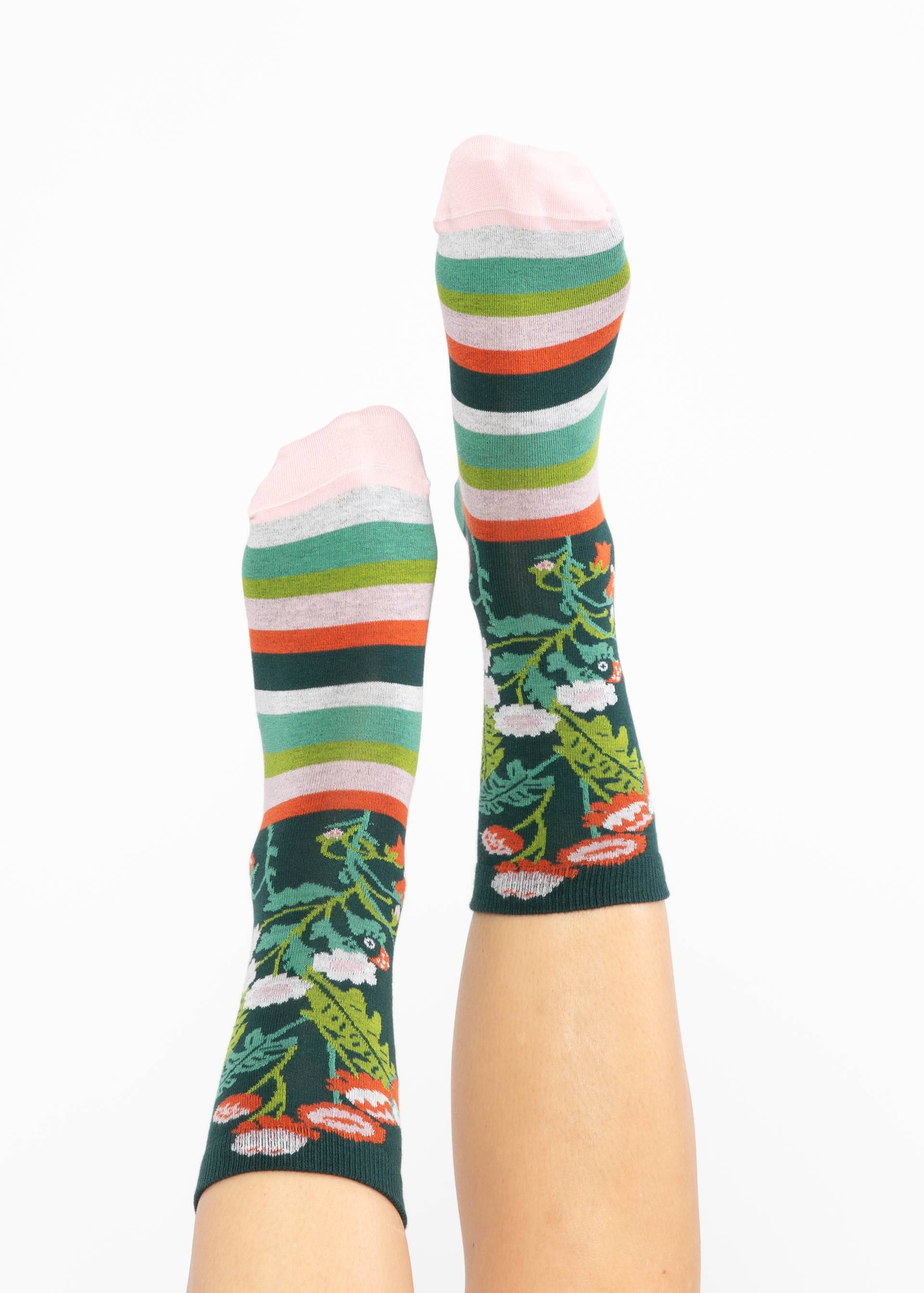 Cotton socks Sensational Steps, summer meadow socks, Socks, Green