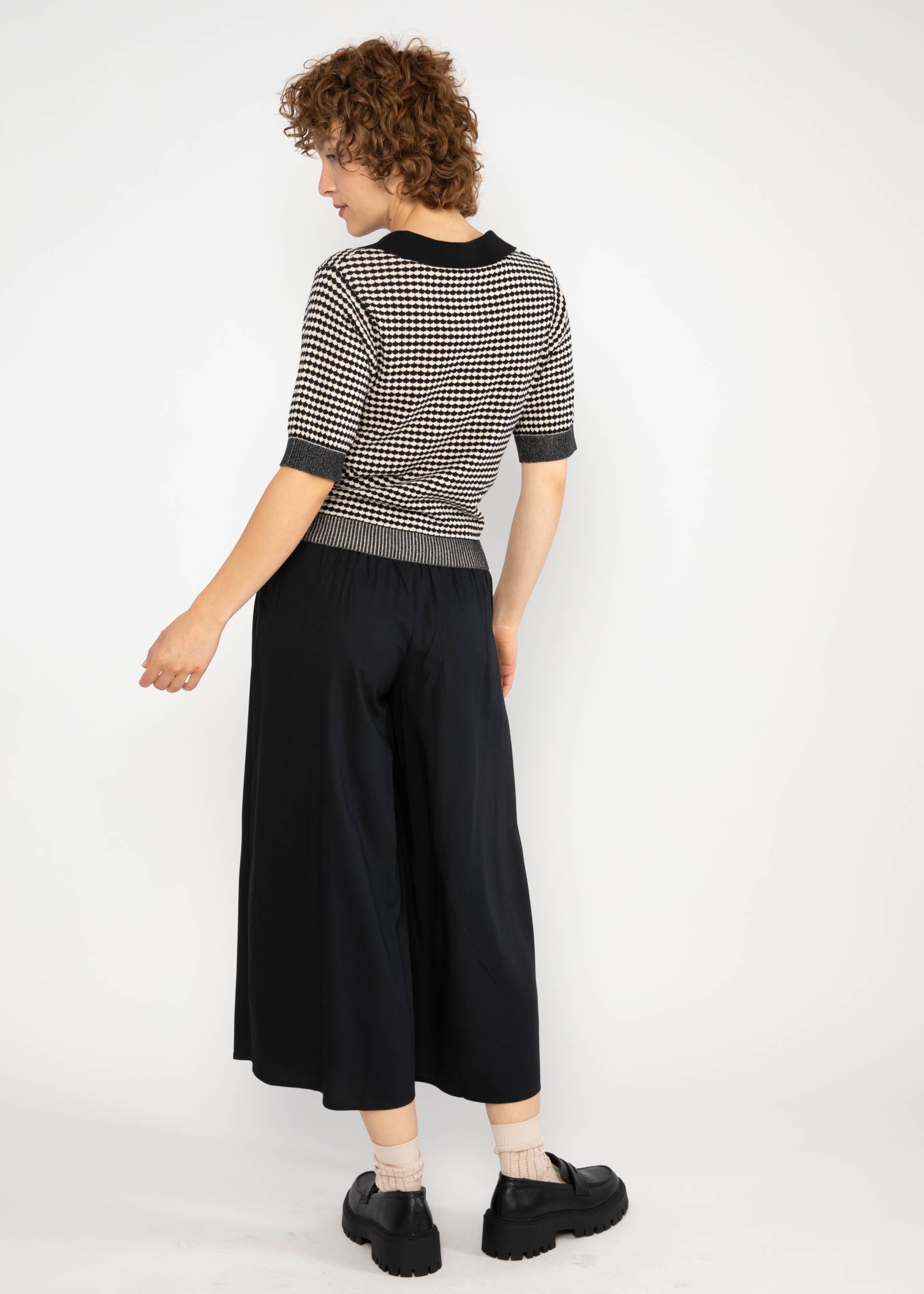 Culottes In Full Bloom, black brush, Trousers, Black